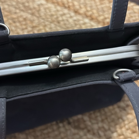 Frankie &Johnnie Dark Gray Womens Vintage Mini Satchel Bag features Kiss closure - Picture 12 of 13